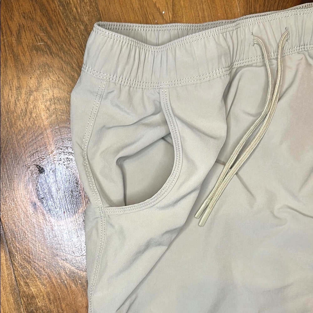 The American Outdoorsman Women’s Tan Skort - Medium - Picture 5 of 8